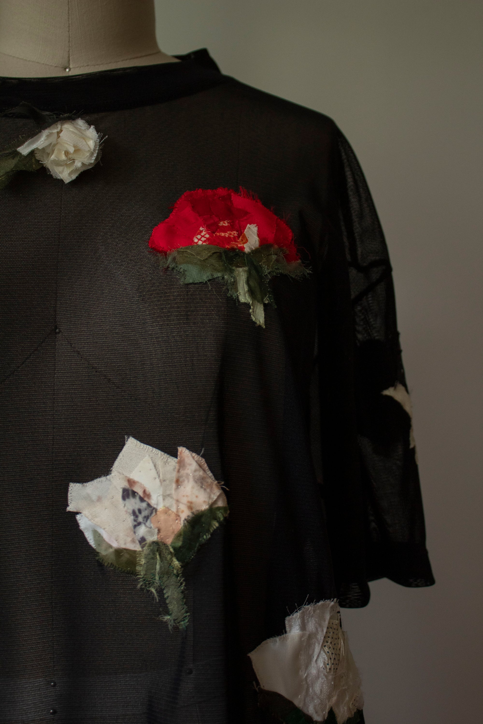 N° 249 sheer mesh multi-pressed flower t-shirt - S