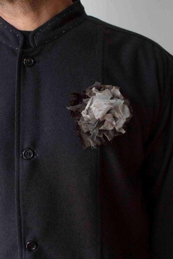 N° 51 crushed bloom brooch - ibiguro grey/choco brown - S