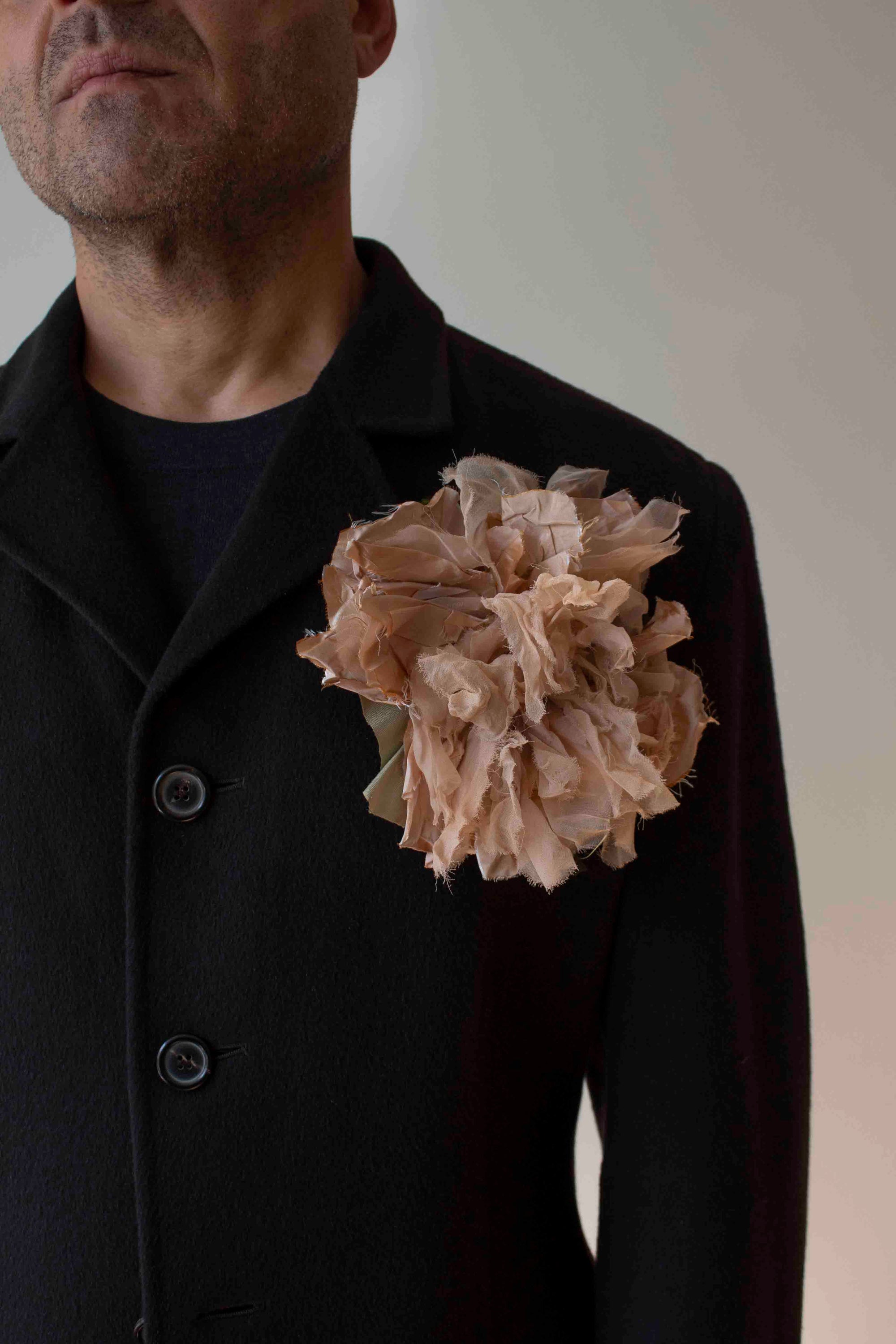 N° 51 crushed bloom brooch - ususabi rose - L