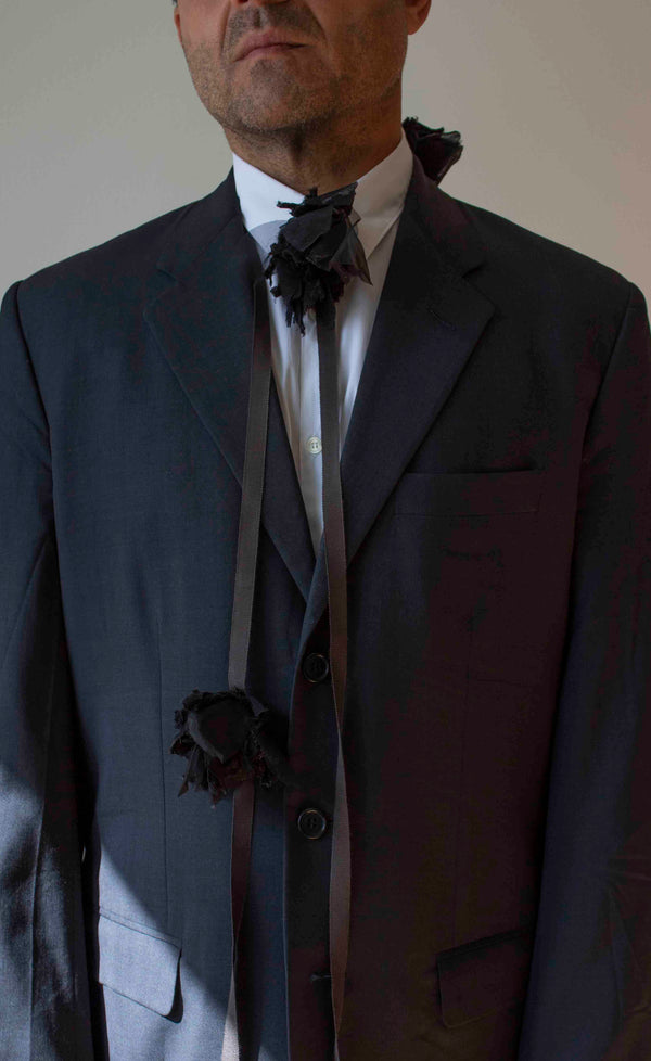 N° 49 crushed blooms accessory - sumi black - M