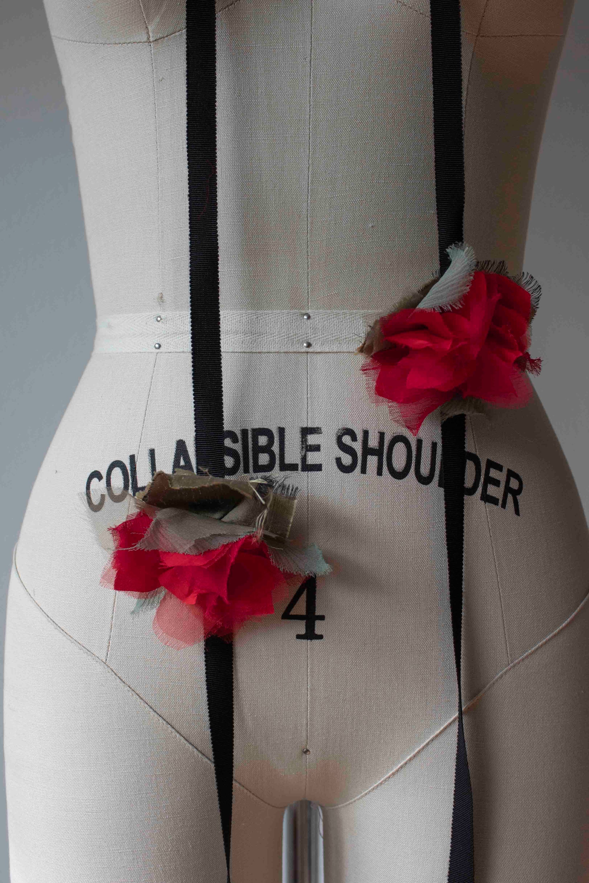 N° 49 crushed blooms accessory - ume red - S