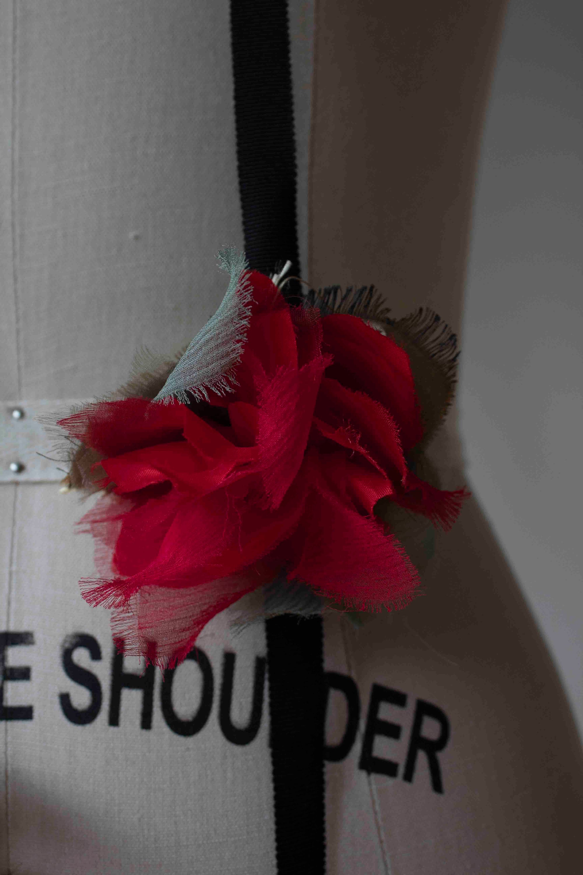 N° 49 crushed blooms accessory - ume red - S