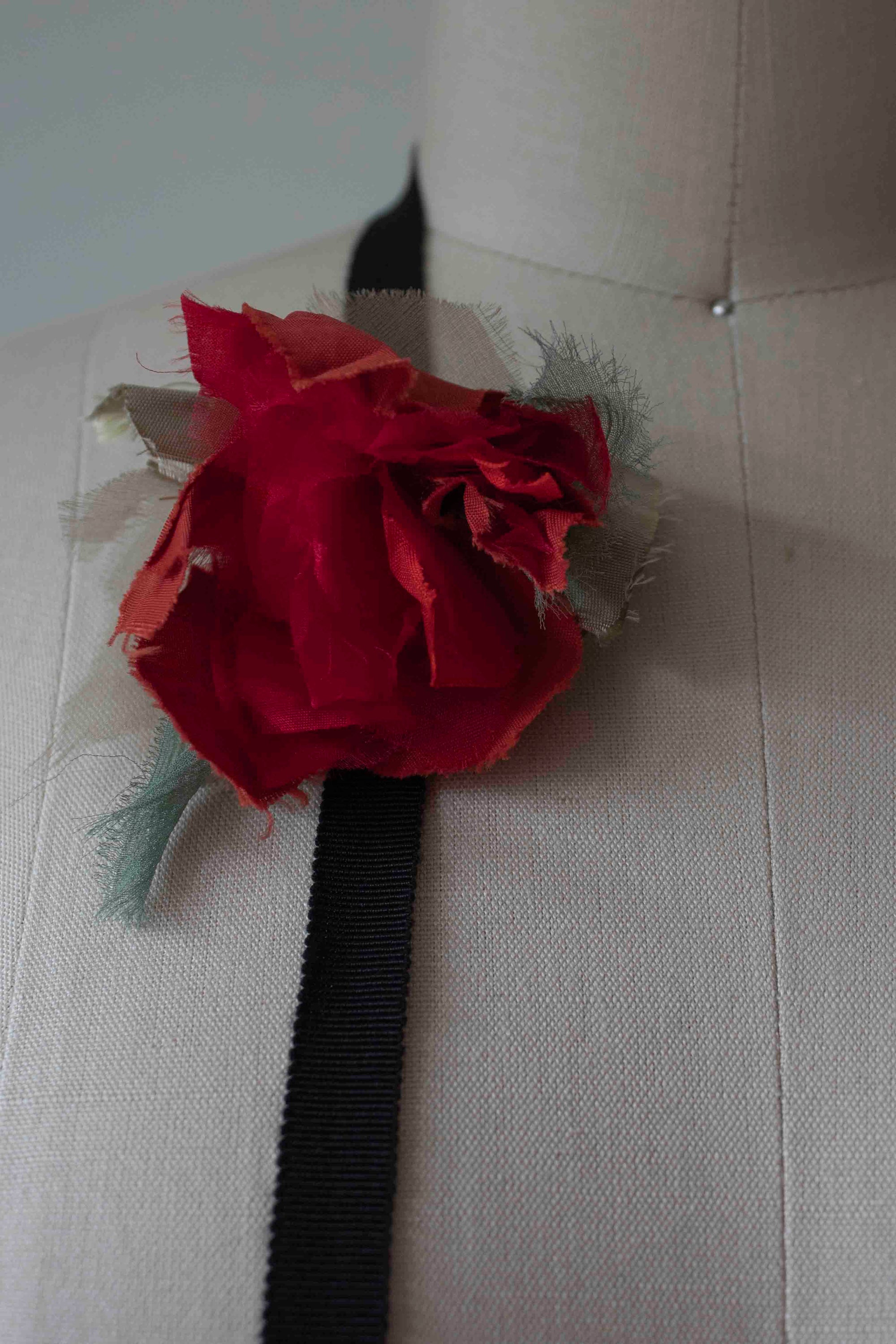 N° 49 crushed blooms accessory - ume red - S