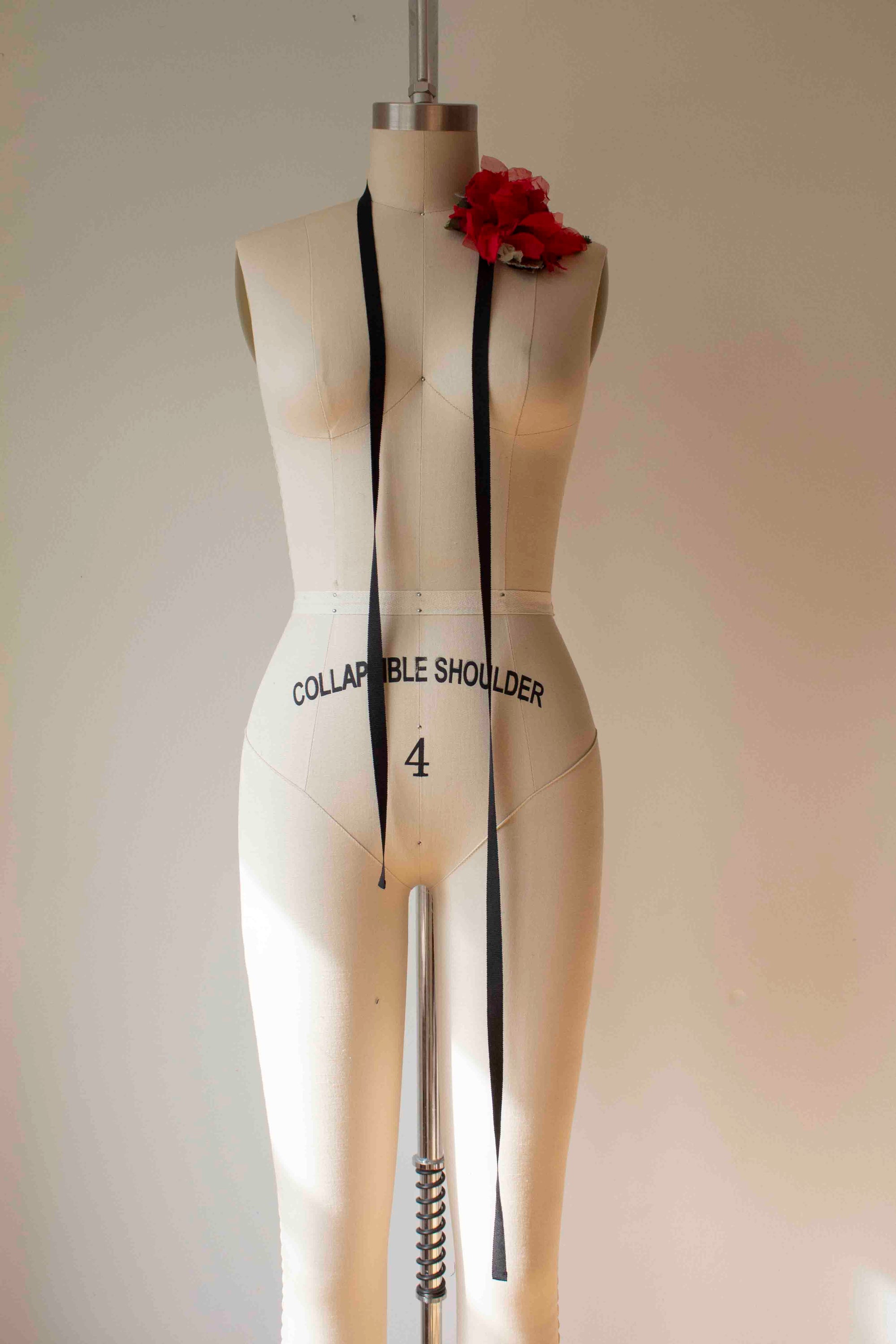 N° 44 crushed bloom wraparound accessory - ume red - M