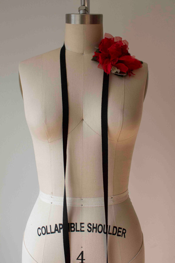 N° 44 crushed bloom wraparound accessory - ume red - M