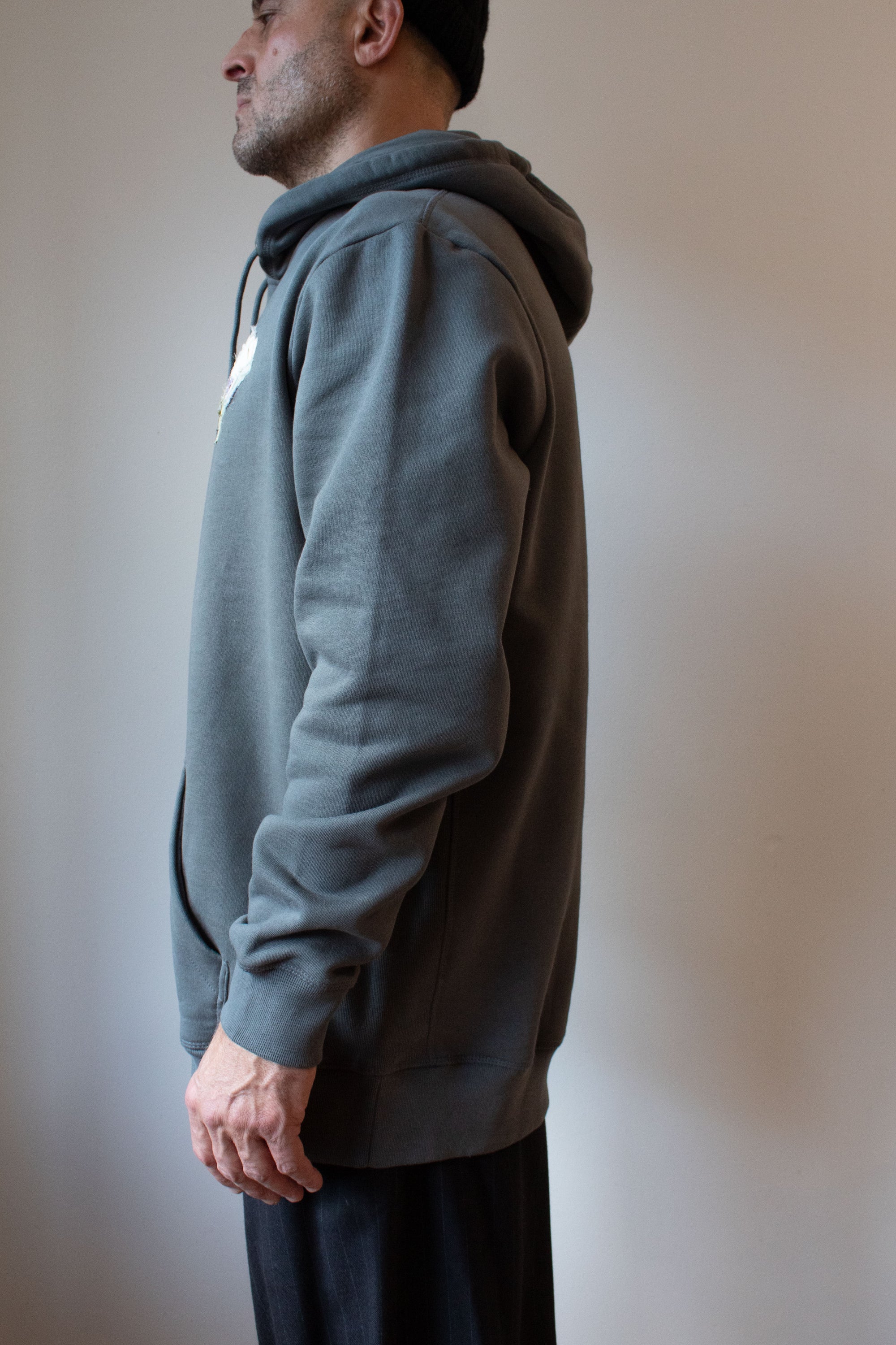 N° 306 pressed flower heavyweight brushed hoodie - serow grey/fuji lilac