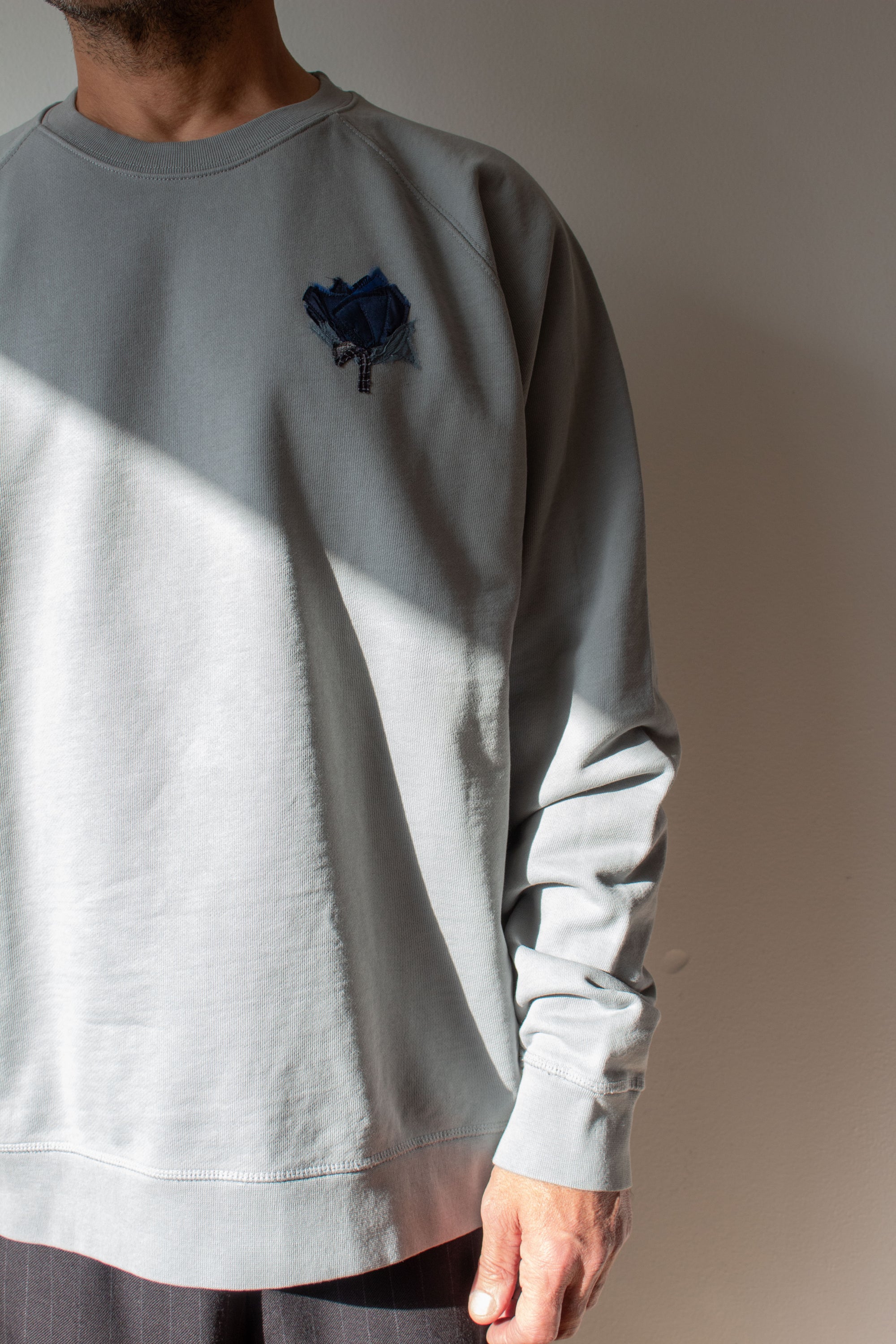 N° 356 pressed flower heavyweight sweatshirt - mizu blue