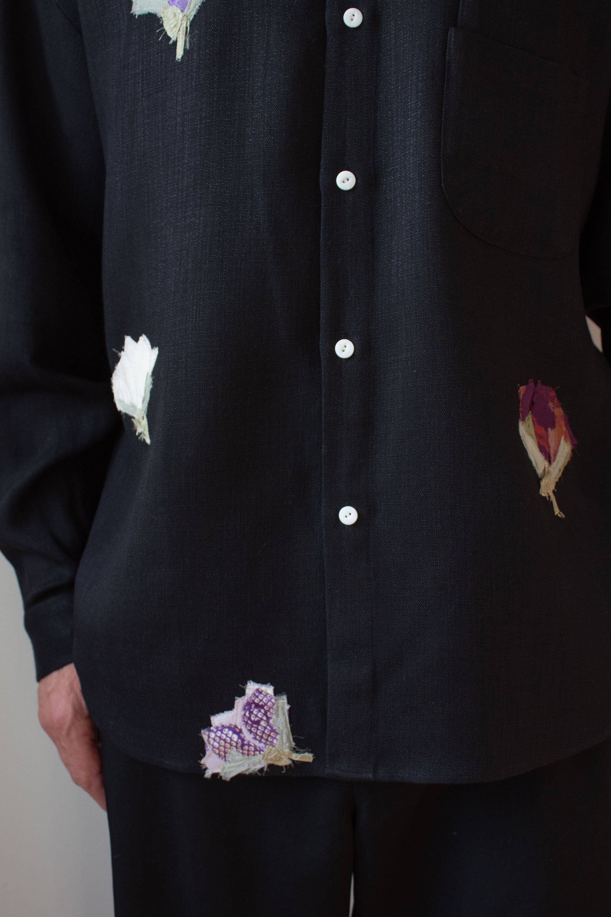 N° 224  banded collar shirt - sumi black/nasu purple
