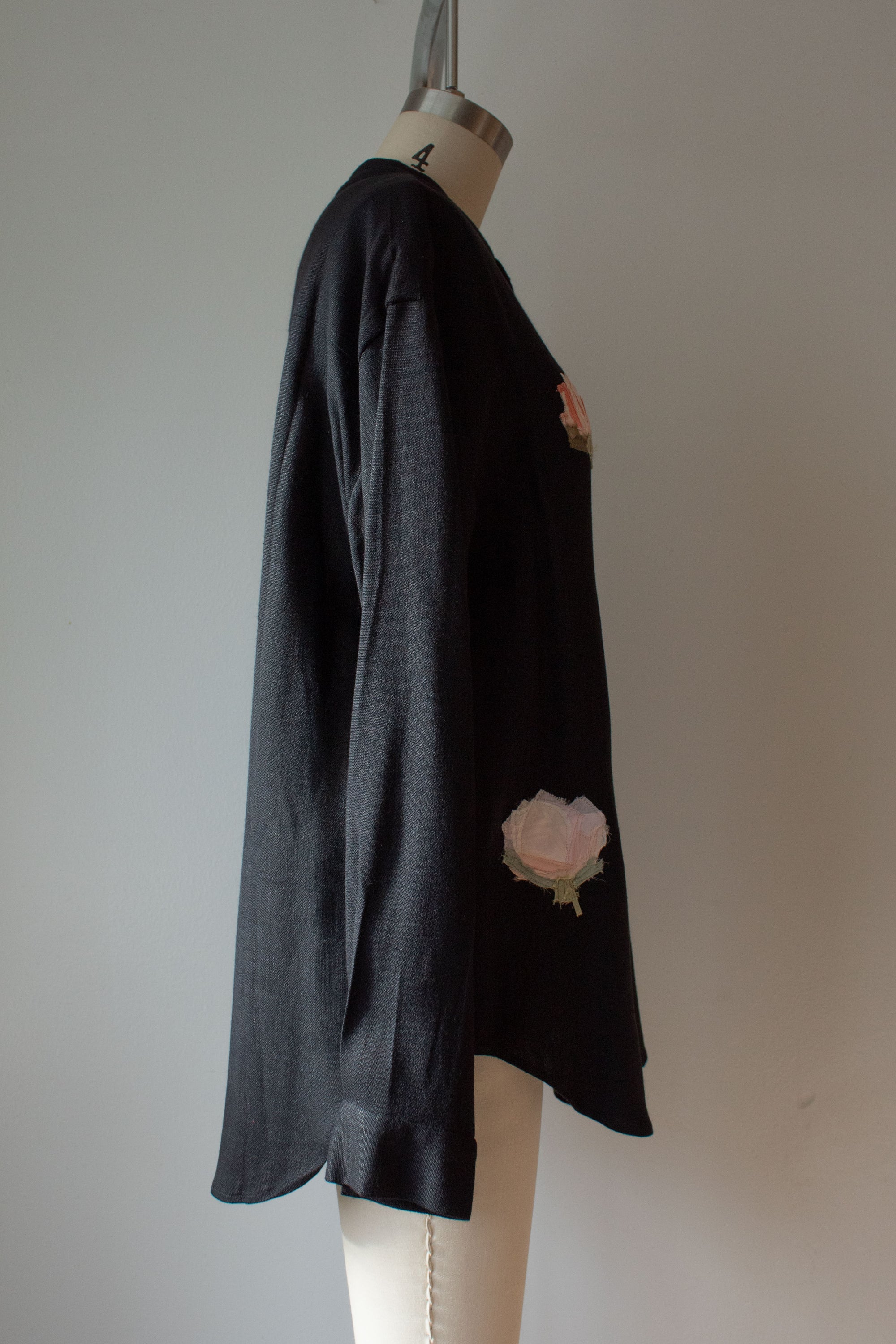 N° 224  banded collar shirt - sumi black/ame pink