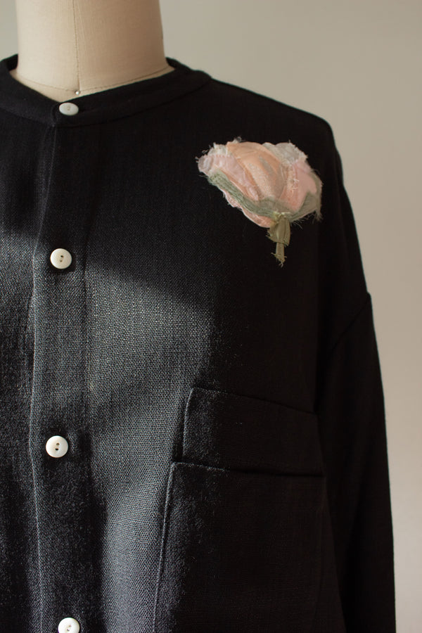 N° 224  banded collar shirt - sumi black/ame pink