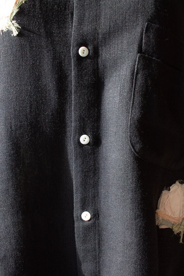N° 224  banded collar shirt - sumi black/ame pink