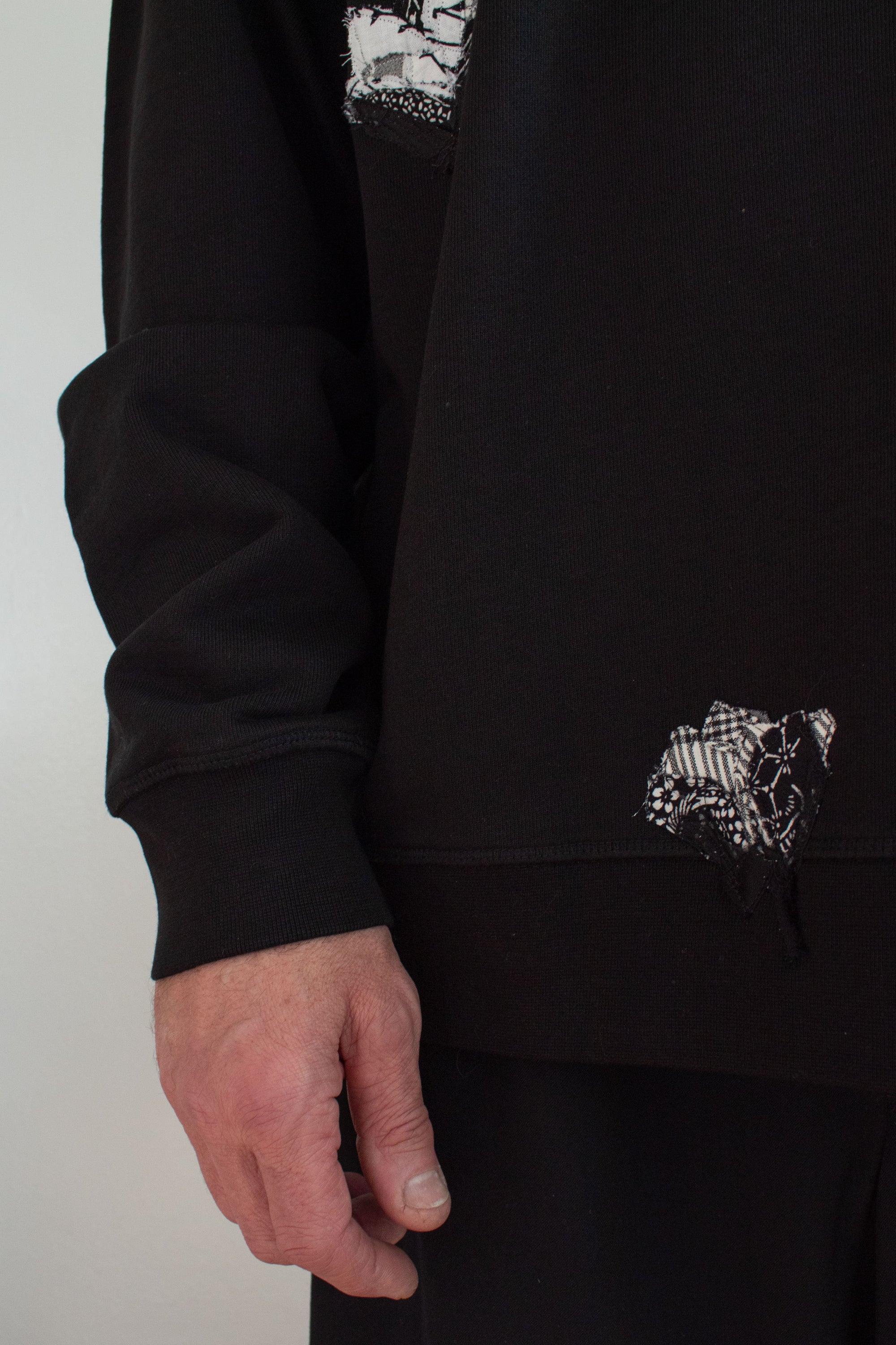 N° 356 multi pressed flower heavyweight sweatshirt - sumi black/yuki white