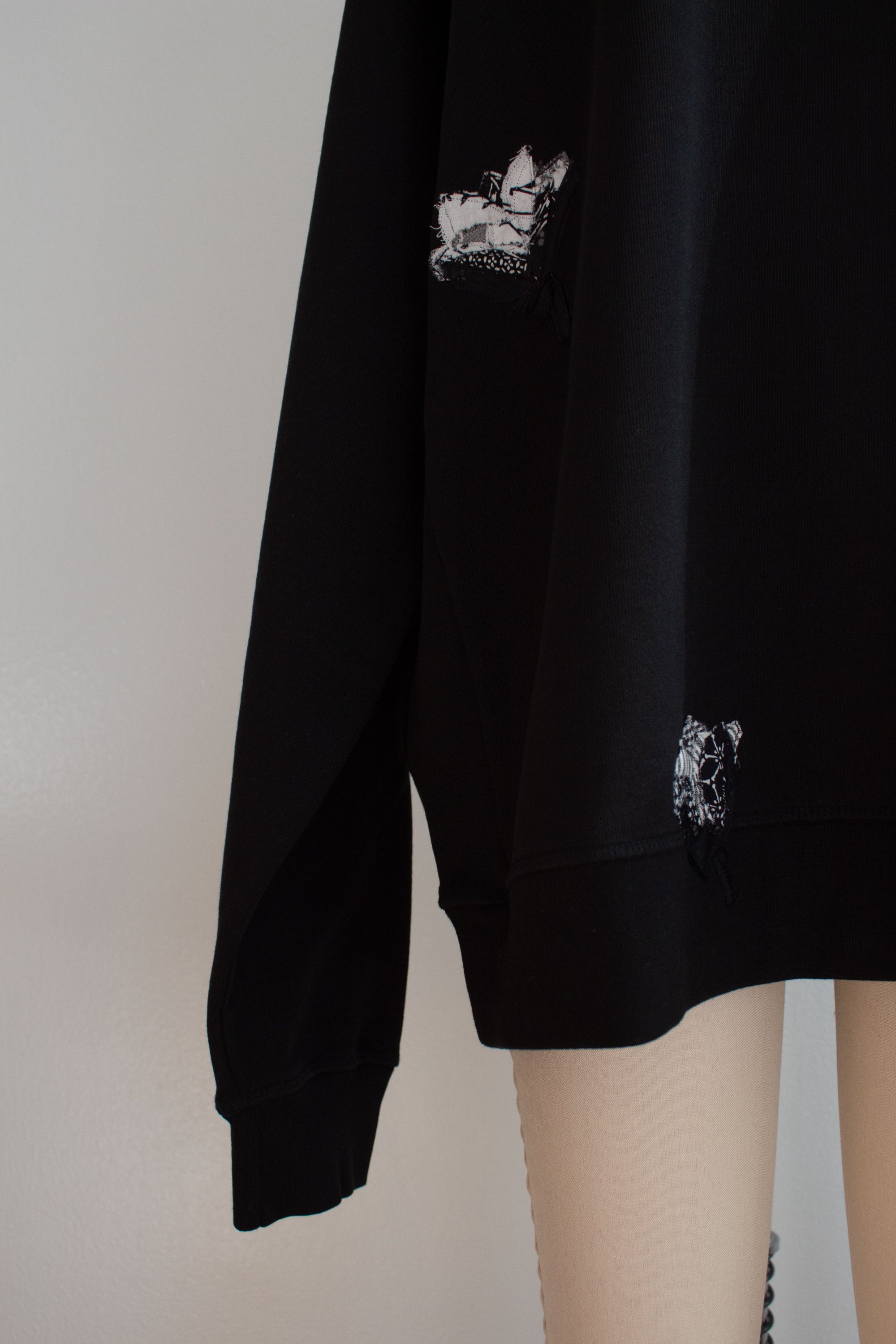 N° 356 multi pressed flower heavyweight sweatshirt - sumi black/yuki white