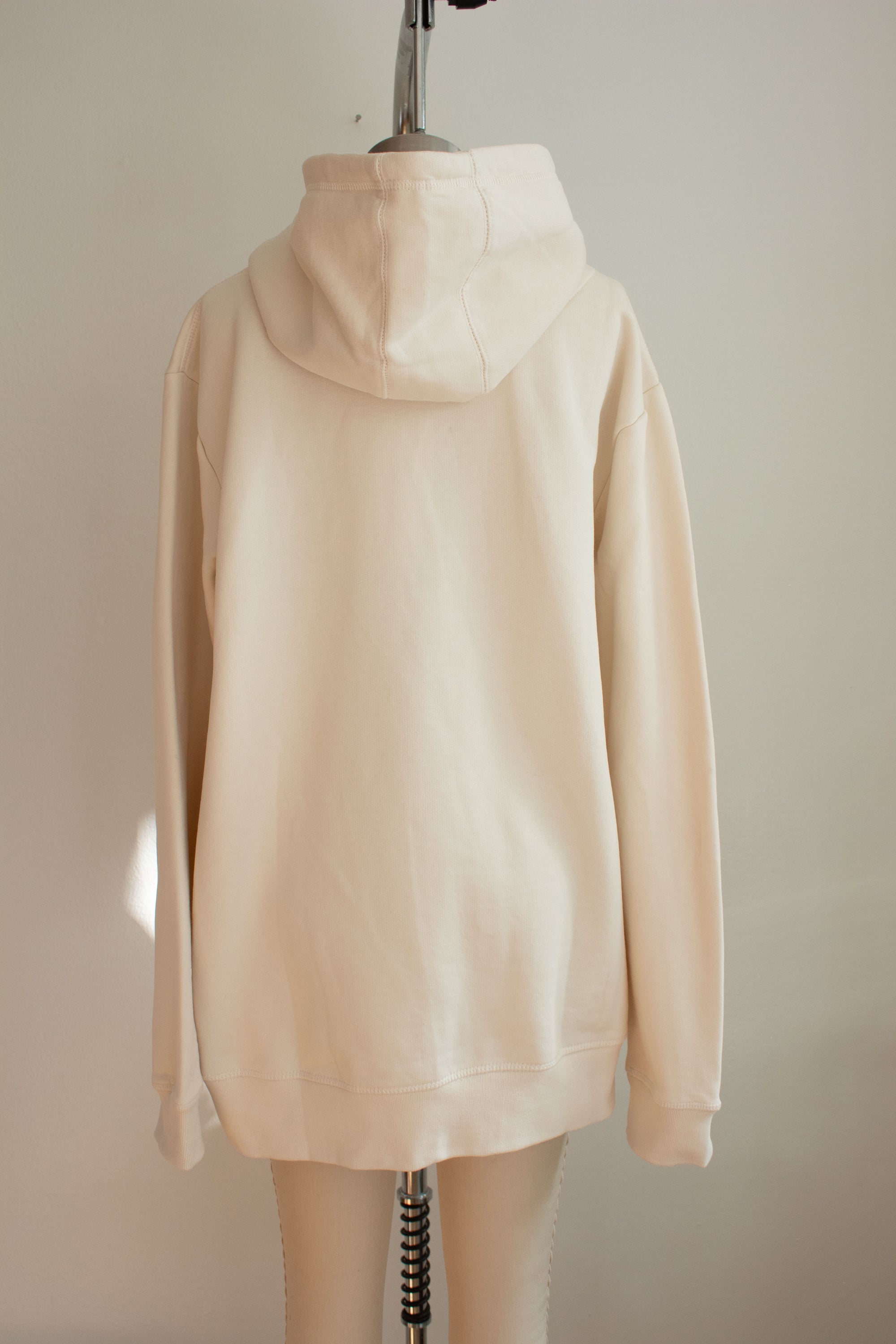 N° 306 pressed flower heavyweight brushed hoodie - shu cream / sakura lavender