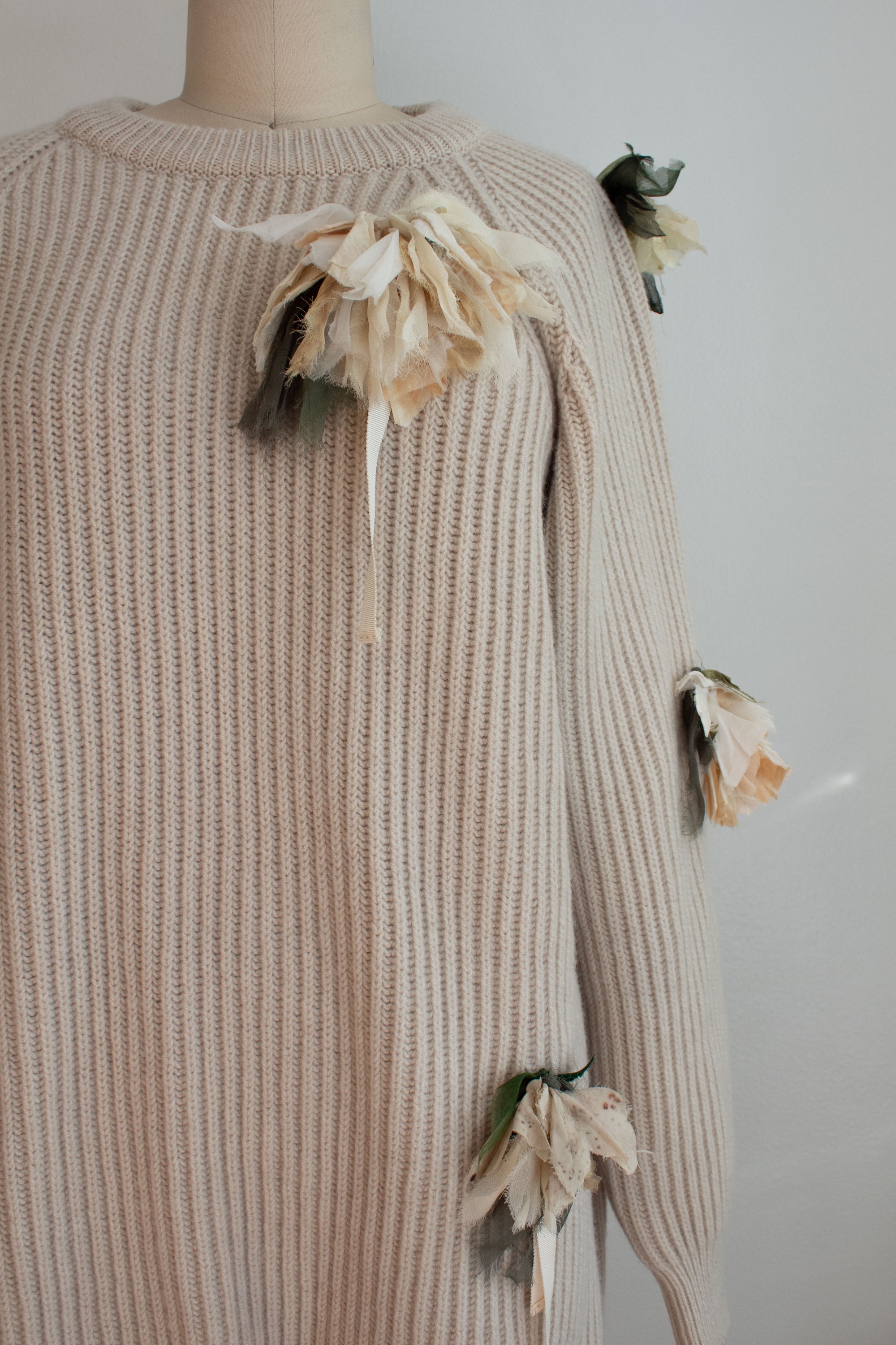 N° 64 fisherman garden sweater 3 - ishi stone