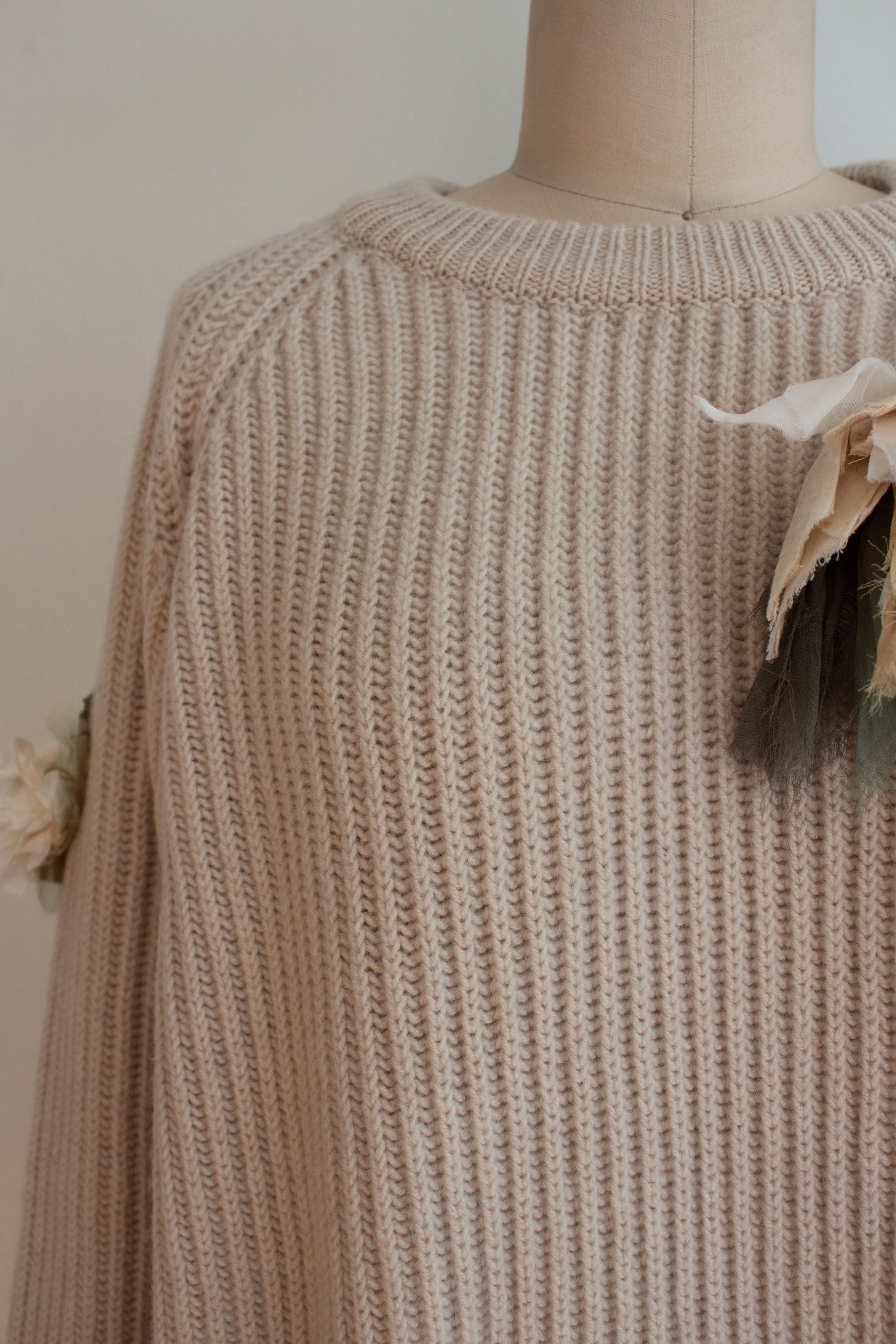 N° 64 fisherman garden sweater 3 - ishi stone