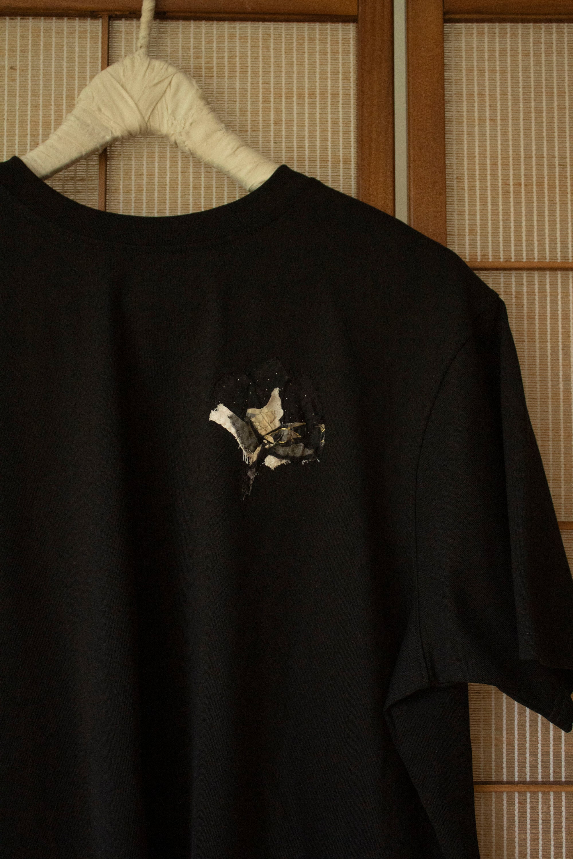 N° 285 heavyweight pressed flower t-shirt - sumi black (made to order)