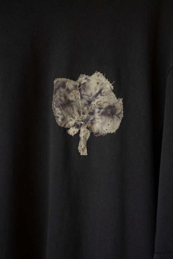 N° 353 arashi pressed flower garment dye t-shirt- sumi black - S, M