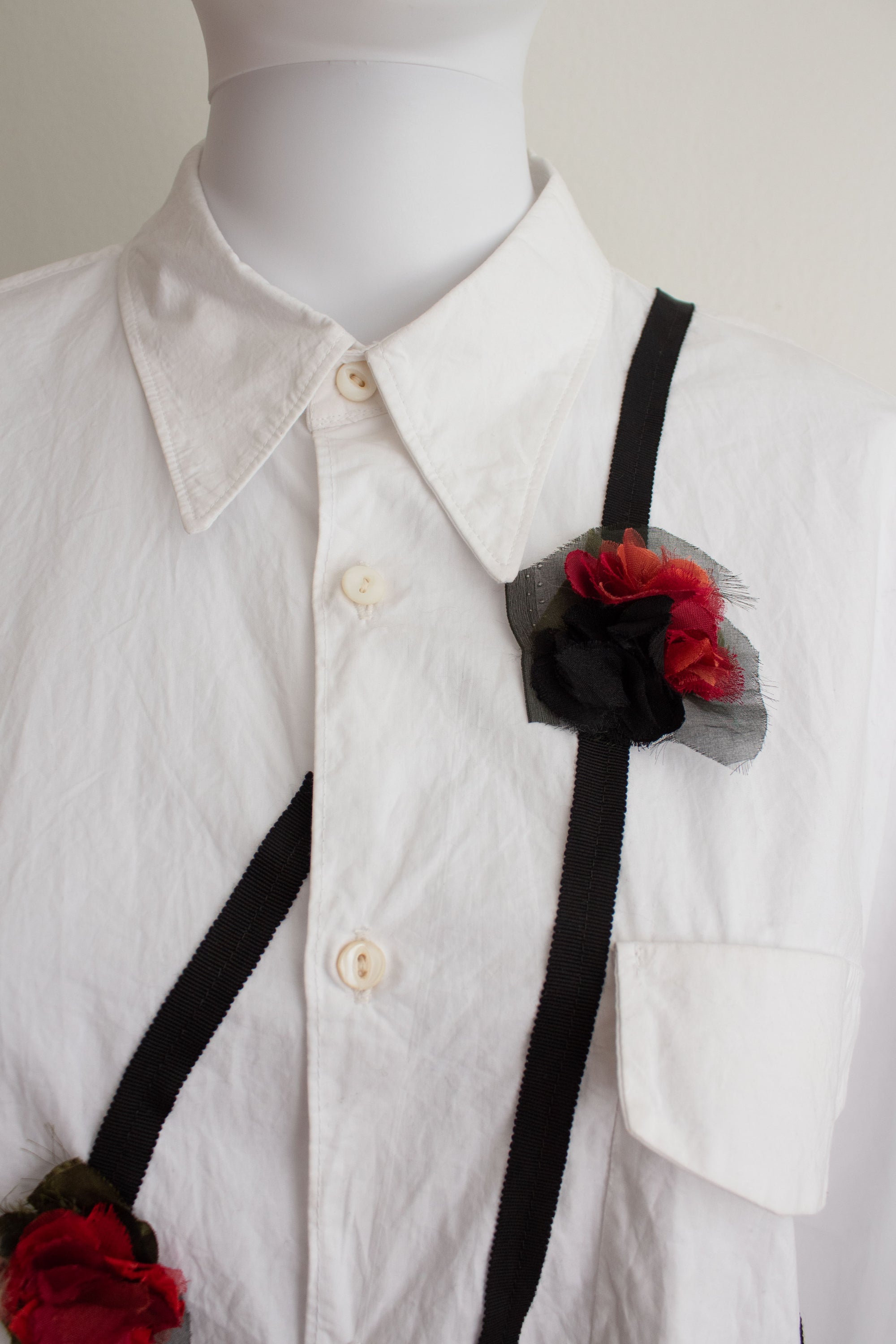 N° 265 dripping crushed blooms - yuki white - S