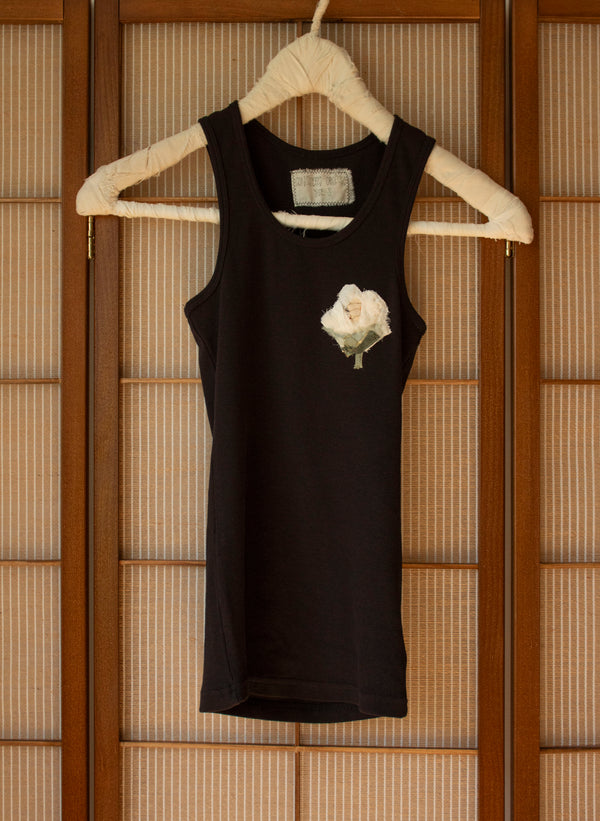 N° 354 womens fitted pressed flower rib tank - sumi black/yuki white (made to order)