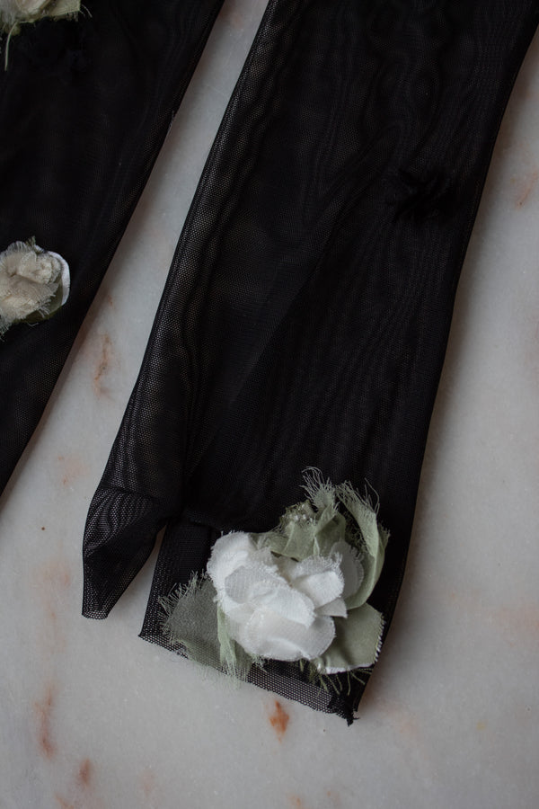 N° 90 crushed blooms fingerless gloves- yuki white