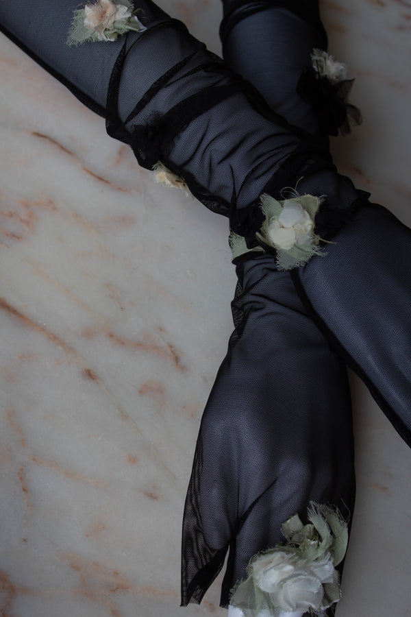 N° 90 crushed blooms fingerless gloves- yuki white